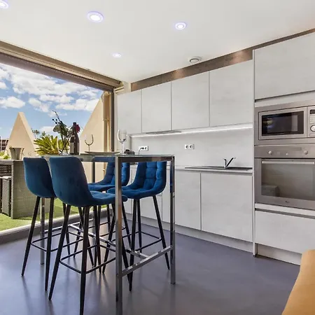 Sex And The Heliopolis