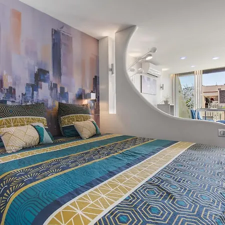 Sex And The Heliopolis *